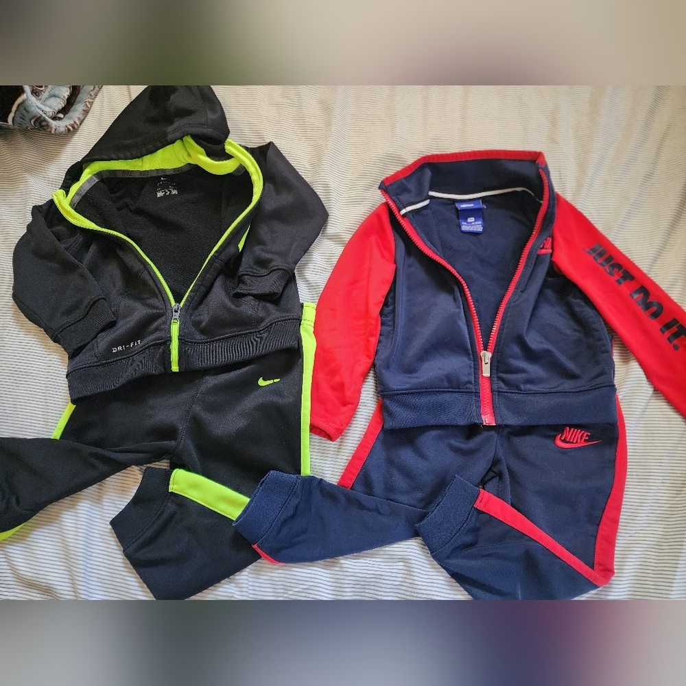 Nike toddler sets